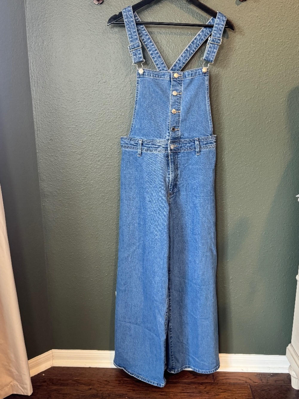 Universal Thread Overalls Size 10